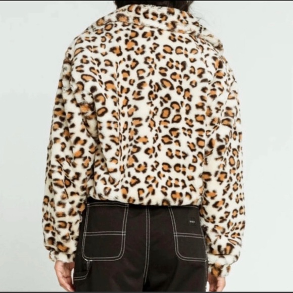 VS Pink Collab Know One Cares Leopard Print Sweater - Picture 3 of 3